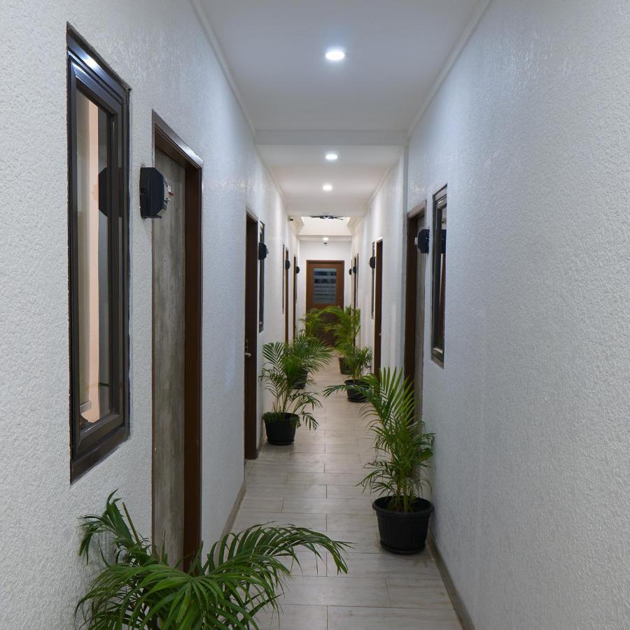 Хостел Djuragan Kamar Mangga Besar Джакарта Экстерьер фото