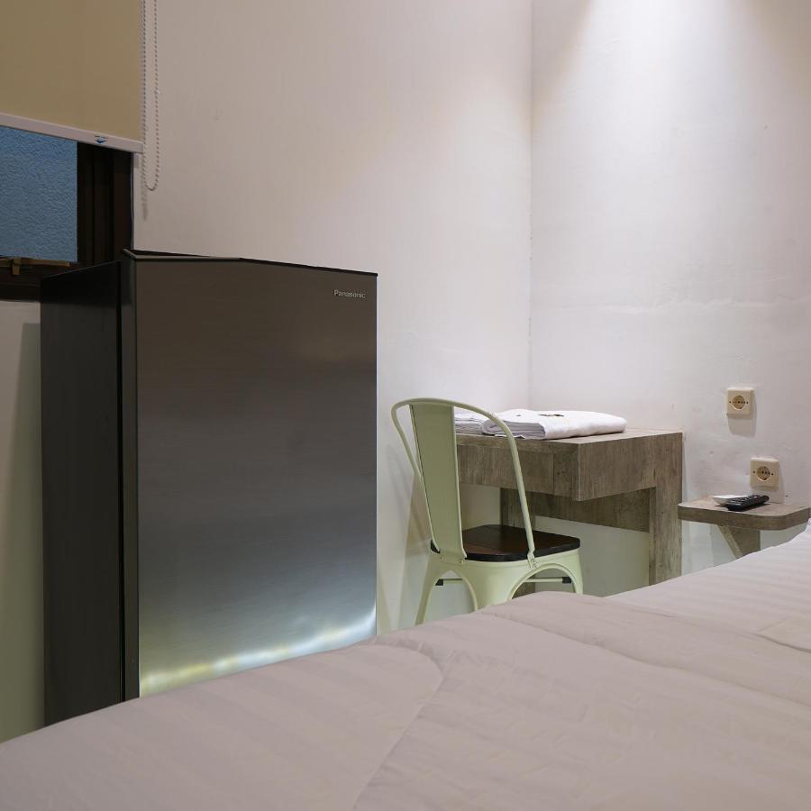 Хостел Djuragan Kamar Mangga Besar Джакарта Экстерьер фото